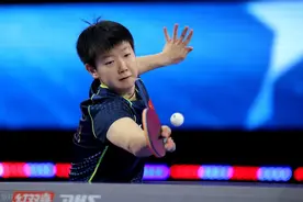 国乒内部经典大战，刘国梁拍手称赞，孙颖莎是最棒的图片