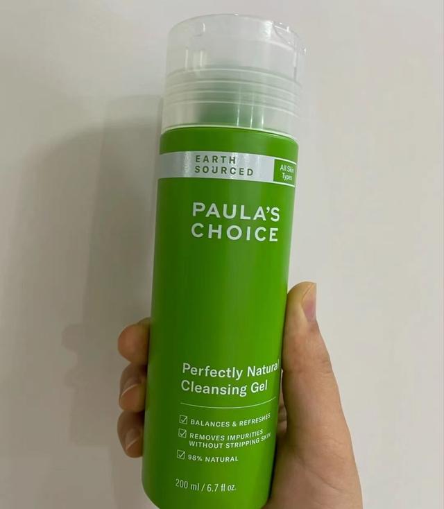 洗面奶不一定非要选贵的，这几款清洁+卸妆一步到位，好用还不贵