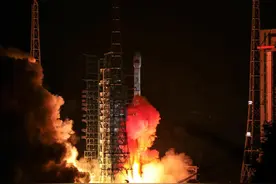 几张草图拿下美国大单，20个月后火箭发射成功，长征2E创造奇迹图片