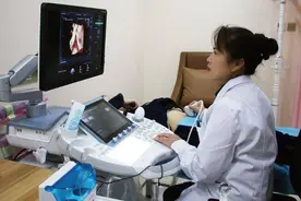 2021年，一对黑龙江夫妻借22万试管生下俩孩子,不久后噩梦发生了图片