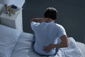 夜尿多怎么办？中医推荐三味药泡水喝，温肾阳、缩小便图片