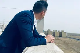 用手机注意了，老婆恢复了我几年前暧昧信息后，现在一直在闹离婚图片