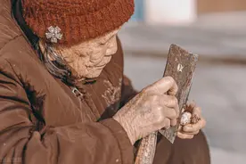 姥姥的一生图片