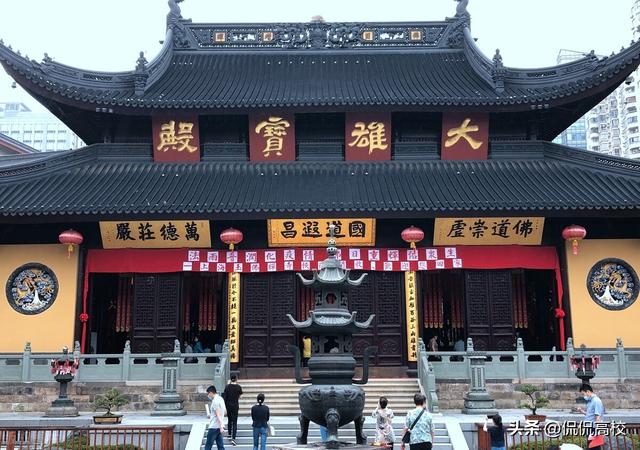 上海四大名刹:静安寺,龙华寺,玉佛寺,真如寺