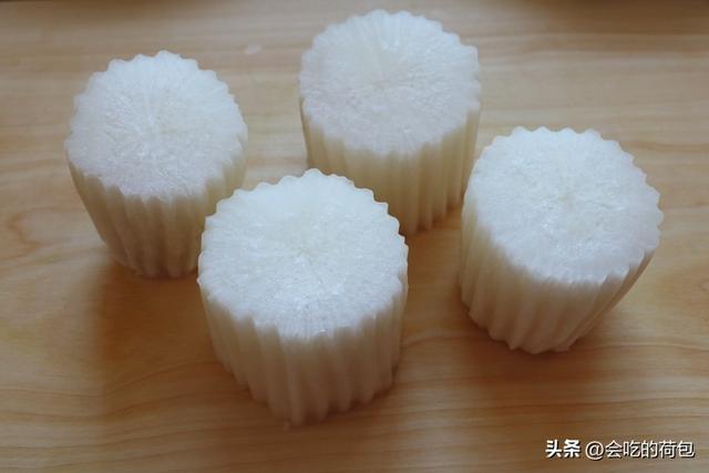 白萝卜上锅蒸一蒸，没想到这么厉害，嗓子不舒服的要试试，收藏了