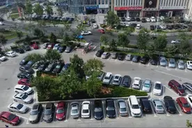 “临时停车”究竟可以停多久？交警：超过这时间算违停，别大意！图片