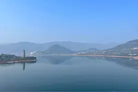 重庆最美县城，有个比西湖大两倍的湖，适合宜居游玩却少有人知图片