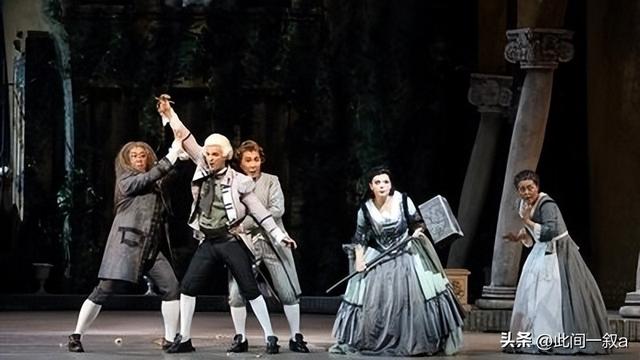 ������ľ���ϲ��硶��ά��������ʦ���еİ����뷴��