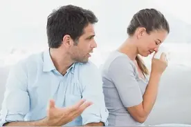 新婚之夜，为何老公那么生气，只因为我和闺蜜去了KTV图片