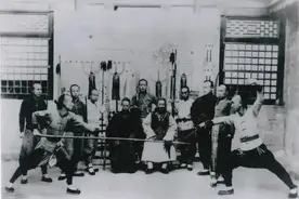 郭云深祖师解说形意拳经，浑圆桩是基础，内有呼吸法，仔细阅读图片