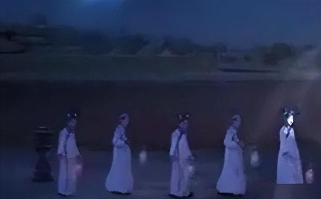 北京故宫出现灵异事件,多名游客看到宫女,太监