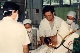 1984年叶剑英病危，中央急调专家会诊：这是医疗史上的淮海战役图片