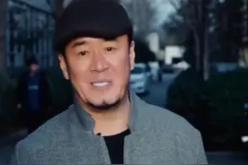 “夜店歌手”杨坤坎坷成名史：被病症折磨五年，专辑被压多年才行图片