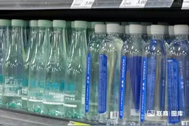 降价后的高端水，能否俘获消费者的芳心？图片