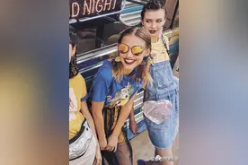 搜于特股价“一”字跌停，业绩雪崩式下滑，巨额负债累累：近三年单净利润亏损超70亿元，超过上市13年总盈利图片