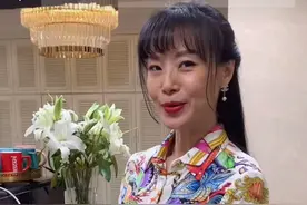 深扒网红cici：两百套衣服不重样，狗出门都是百万豪车，身份不凡图片