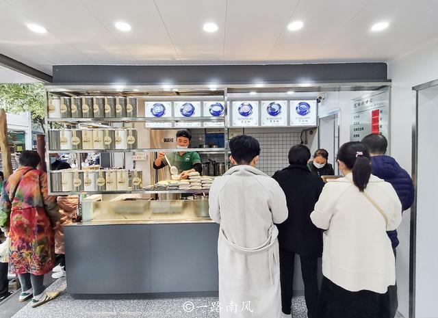 ��������������ʳ�֣�������ϲ��ȥ�򿨣�����ο���Բ��˽�