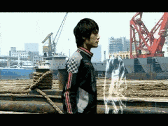 《铠甲勇士》12年后，主演的发展差距有多大？最红的官方都请不动