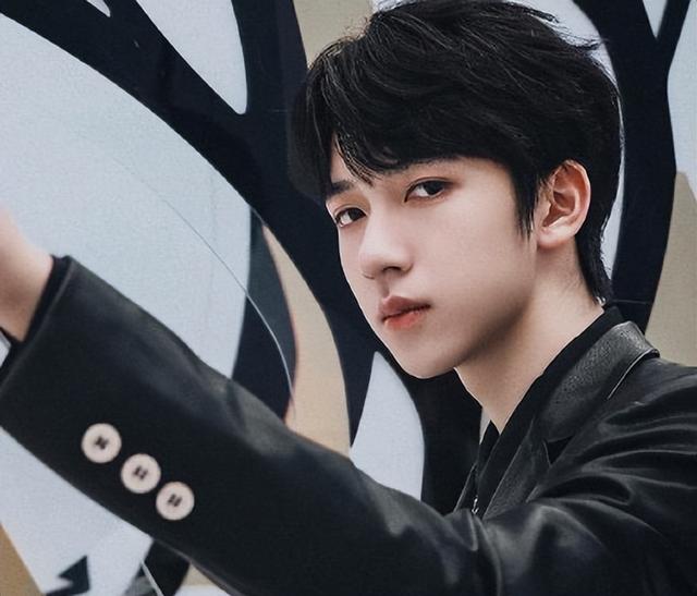 比较帅气的qq名字大全（男生网名好听又帅气精选 2023超帅气的男生网名）