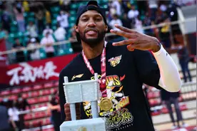 威姆斯，想说再见不容易图片