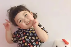 罗熙表情包：等下我就来打你图片