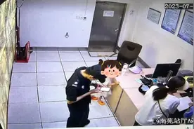 13岁少年“仗剑走天涯”，结果……图片