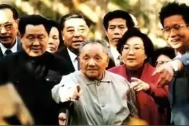 春天的故事与邓小平图片