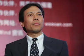 他曾是打工皇帝身价10亿，现年薪50万不再风光，这些年经历了什么图片