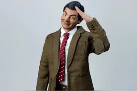 明明是天才，却演一辈子傻子，揭秘憨豆先生的双面人生图片