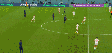 2-0！2-1！0-1！世界杯疯狂一夜：法国爆冷，梅西狂欢莱万获惊喜