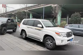 33万买台二手车，开上高速竟抛锚了图片