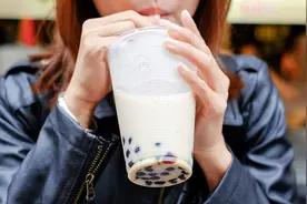 月子里喝“珍珠奶茶”能增乳？二胎妈妈用亲身经历，帮你测试真相图片