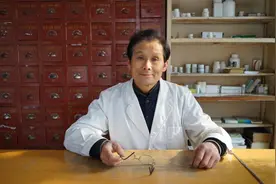 广东有一老中医，行医50多年，对于配方从不藏私图片
