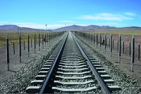 青藏铁路是单轨，而不用双轨？真相曝光，外国人纷纷点赞中国智慧图片