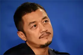 李亚鹏1.8亿的生意又黄了，明明能靠脸吃饭，为何总用实力赔钱？图片