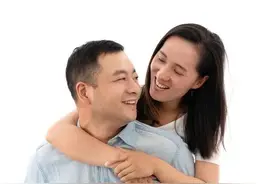 38岁女保姆自述：仅仅上岗30天，就与雇主擦出爱情的火花图片