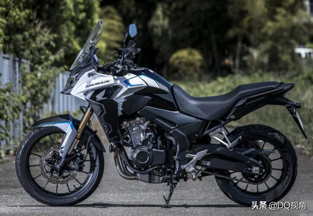 中小排量ADV摩托，本田2022款CB400X解析，减震制动双升级