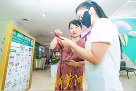 人到中年，她辞掉编制转行开始“收破烂”，年入百万图片