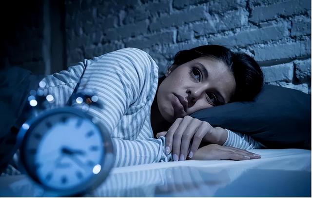 右佐匹克隆是治疗老年人失眠的良药,没有成瘾性,但需注意这5点