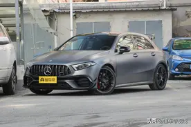 新车 | 售价56.78万元，新增感应尾门功能，AMG A 45 S 4MATIC+到店图片