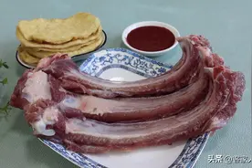 一锅老广们百吃不腻的排骨煲，原来做法很简单，入味好吃超级下饭图片