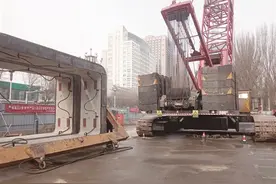 包头劳动公园 地下过街通道开始主体顶管施工图片