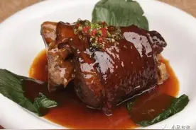 猪肘子的12种特色做法，春节吃肘子你会选择做哪一款呢？图片