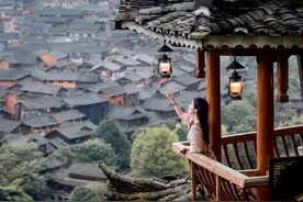 一生至少要去一次的中国最美古镇，这33个全部去过，人生就完美了图片