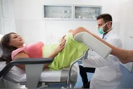 最毒妇人心：女大学生和大叔恋爱，却惨遭前任迫害流产图片