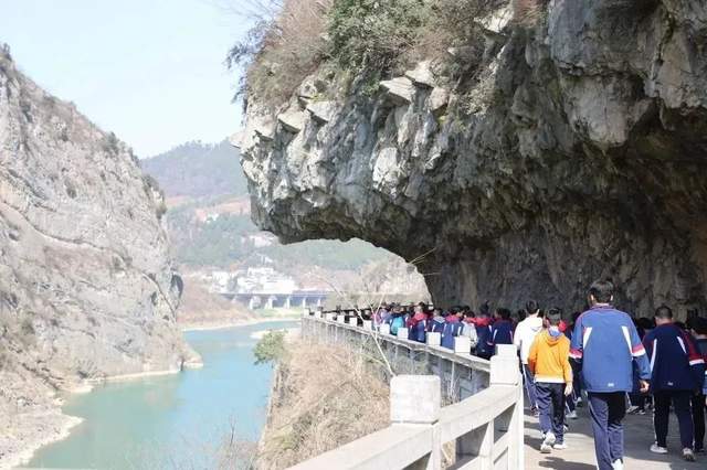 四川省民生研究会新媒体中心-官网