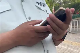 美女街头被保安偷拍当面对质让其删除引网友热议 ，律师详解公共场合谨防侵犯隐私肖像权图片