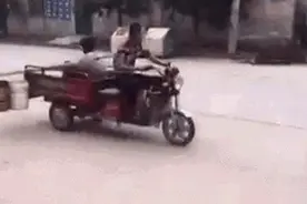 让人爆笑的图片图片