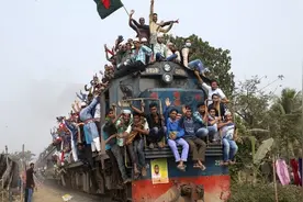 世界上人口密度最大的国家，足足是中国的9倍，却还不停生孩子图片