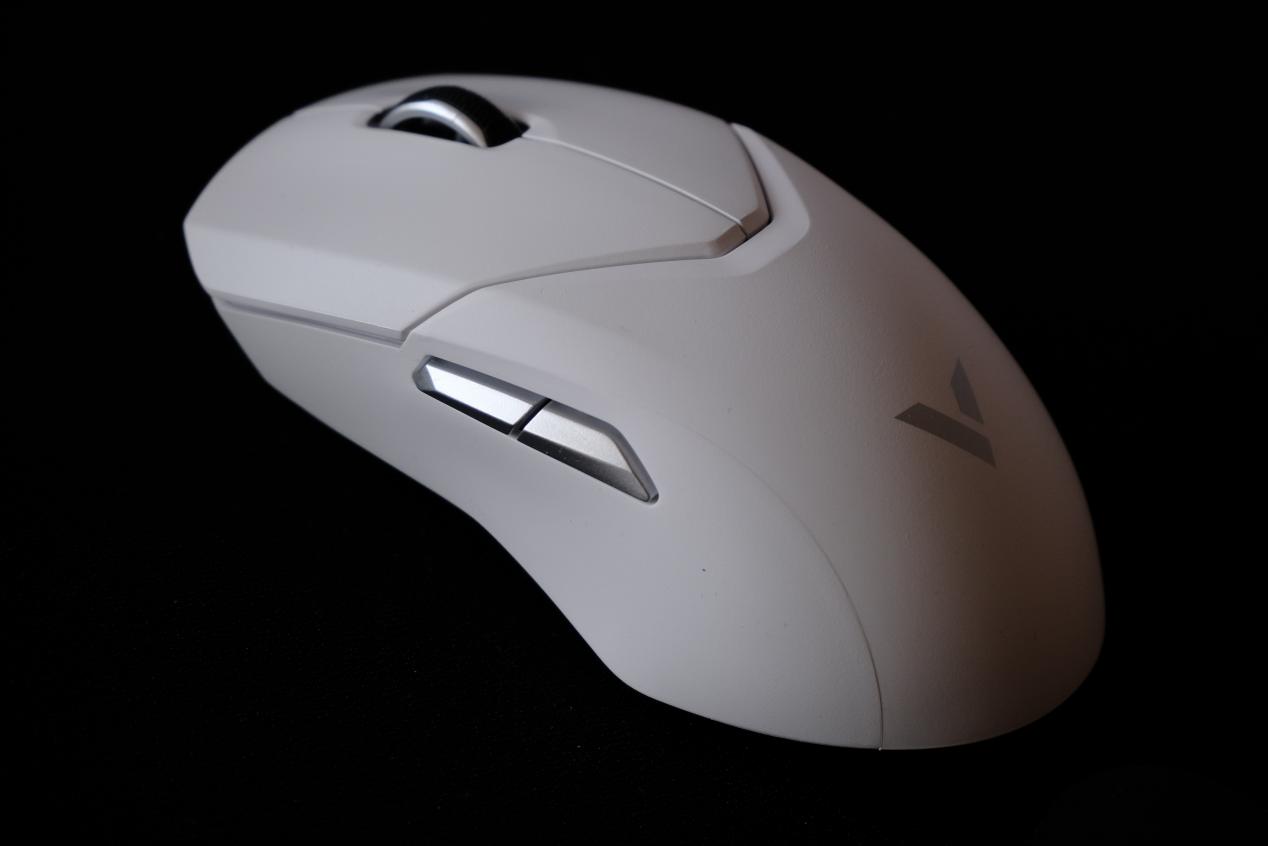 开启游戏硬核模式，雷柏VT9震撼来袭